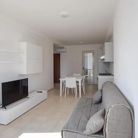 Gorgeous In Isca Marina Apartment Badolato Marina